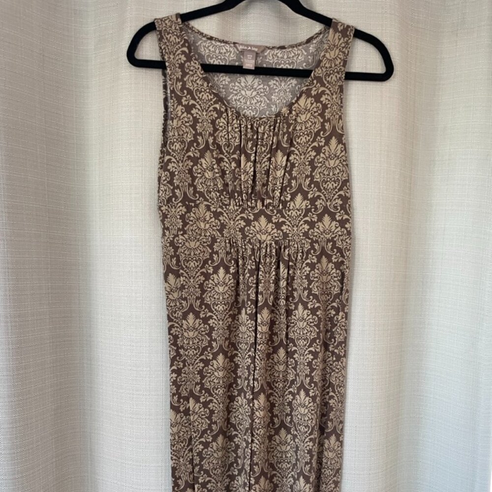 Coffee and Cream Paisley Type Sleeveless Shift Fits Flattering S/M